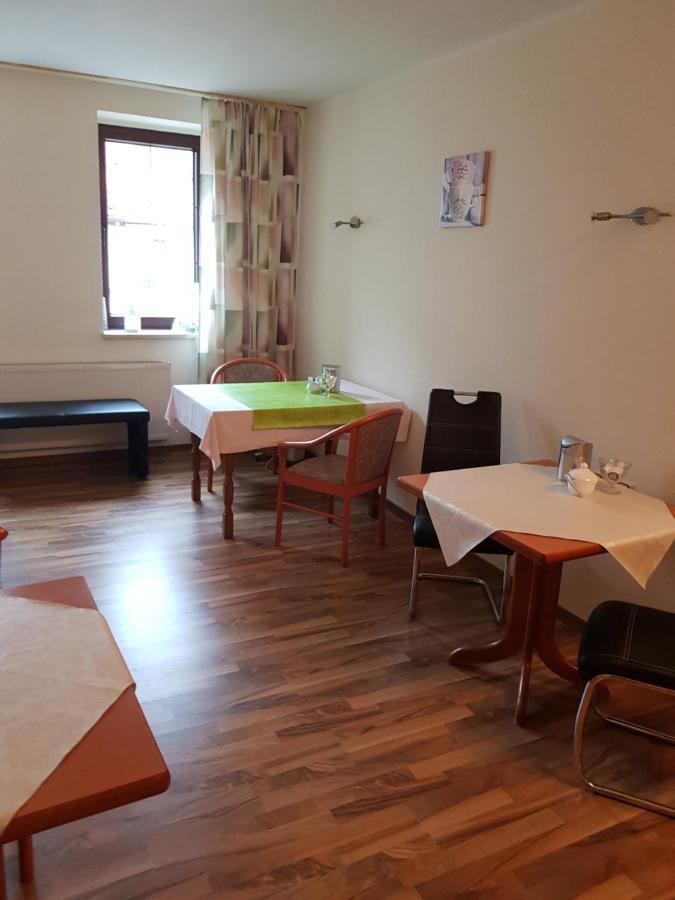 Hotel Zur Altstadt Calbe Kültér fotó