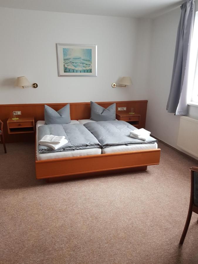 Hotel Zur Altstadt Calbe Kültér fotó